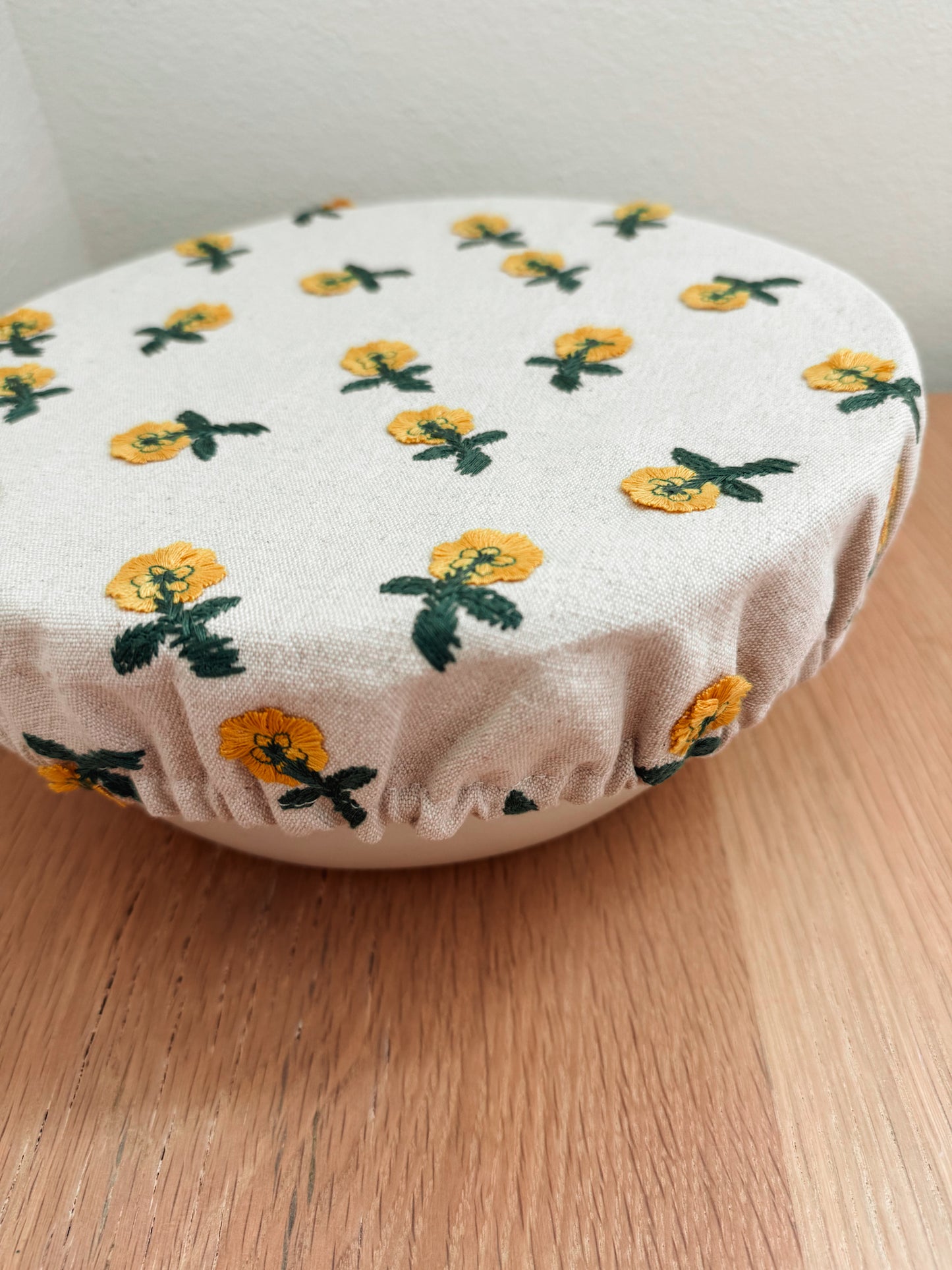 Beige Floral Embroidery Bowl Cover - 11in