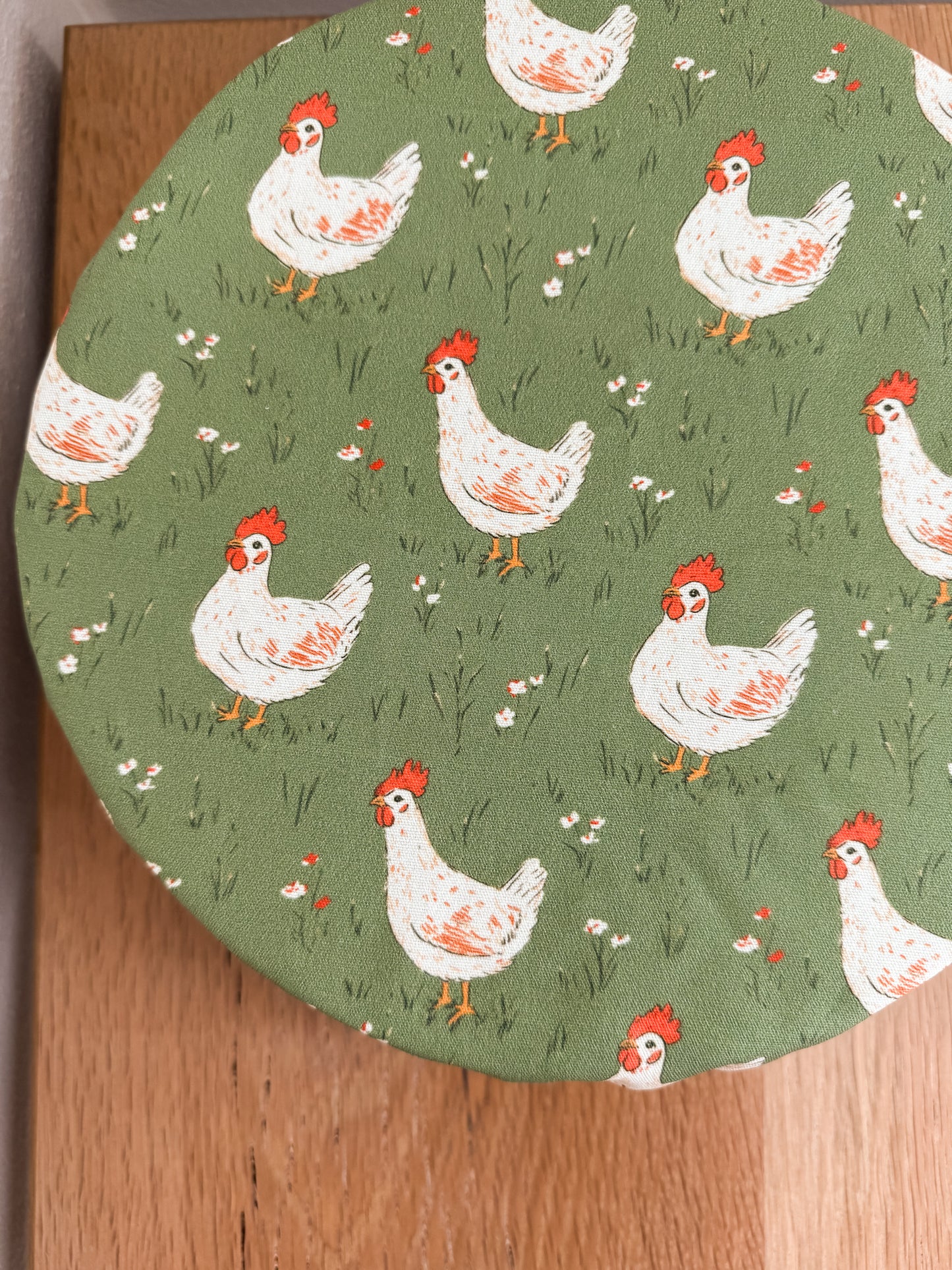 Homestead Chickens Bowl Cover - 11in