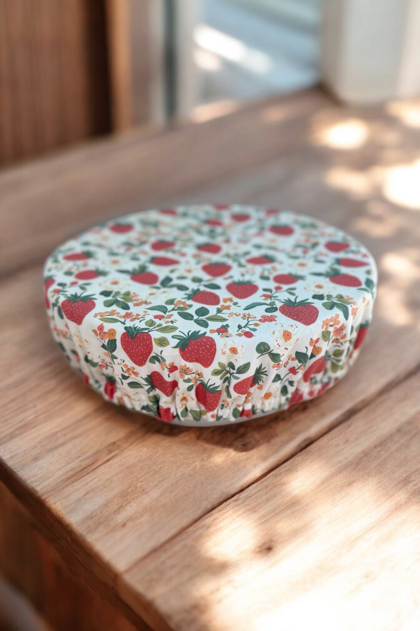 Vintage Strawberry Bowl Cover - 11in