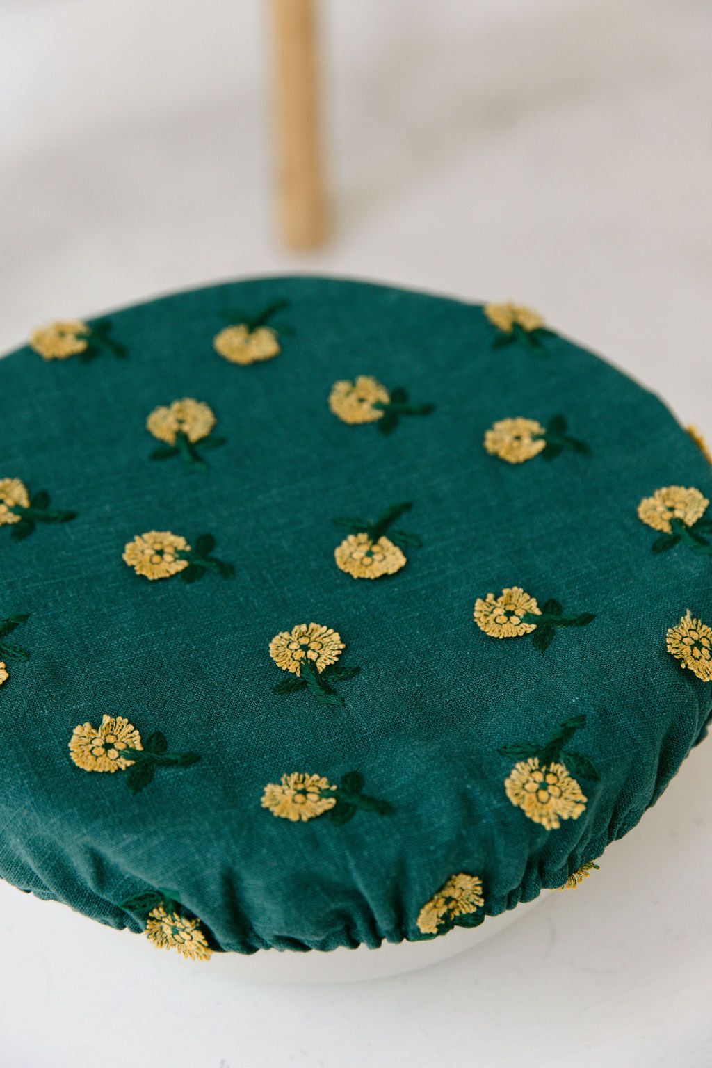 Green Floral Embroidery Bowl Cover - 11in
