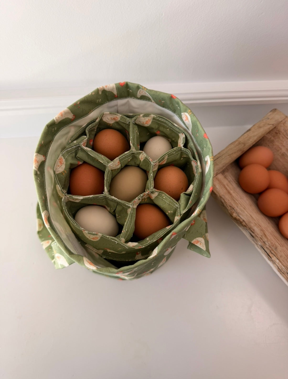 XL Chicken Egg Collection Bag (Holds 21 Eggs)