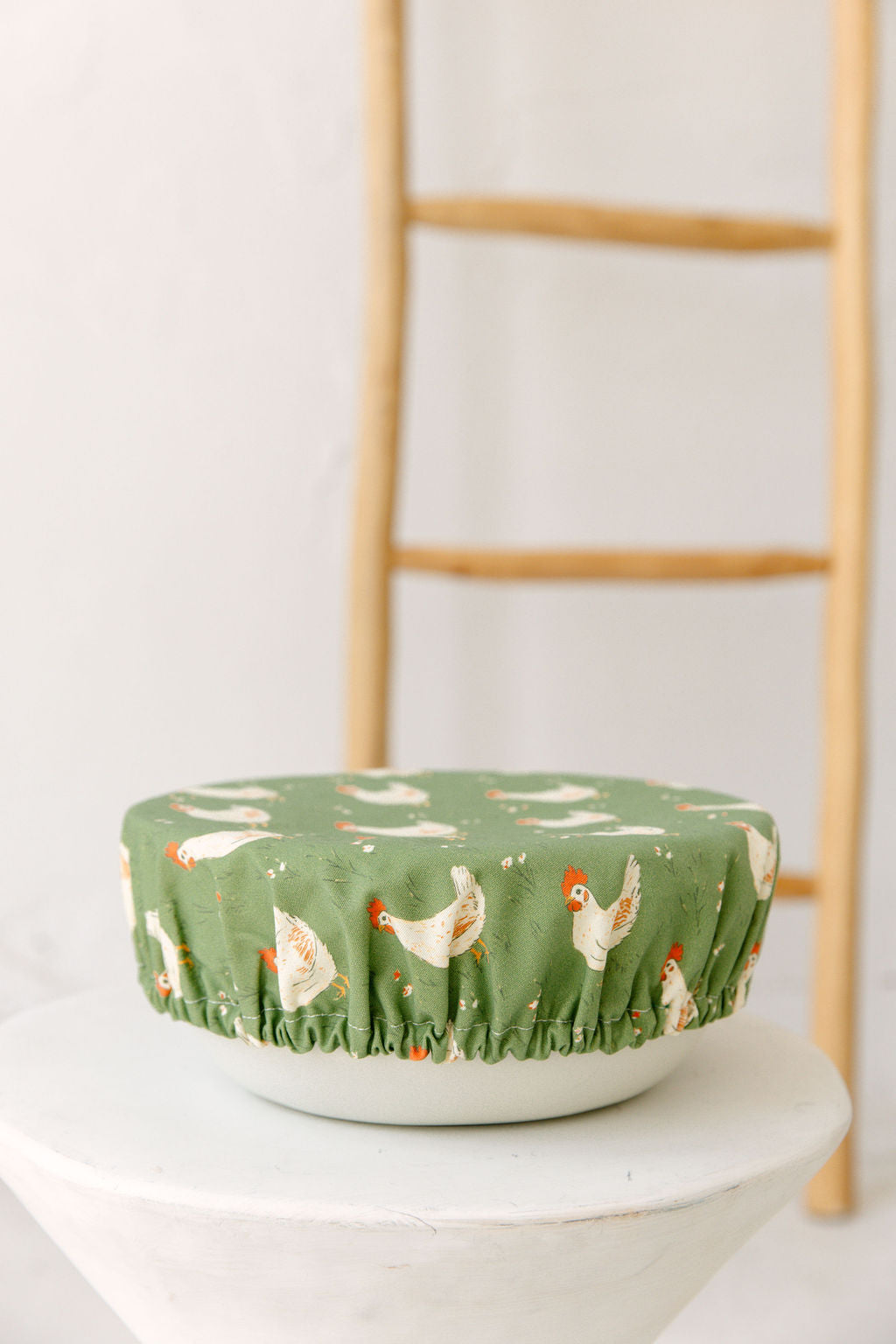 Homestead Chickens Bowl Cover - 11in